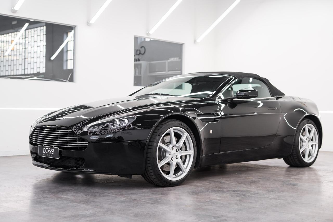 Aston Martin V8 Vantage CABRIO