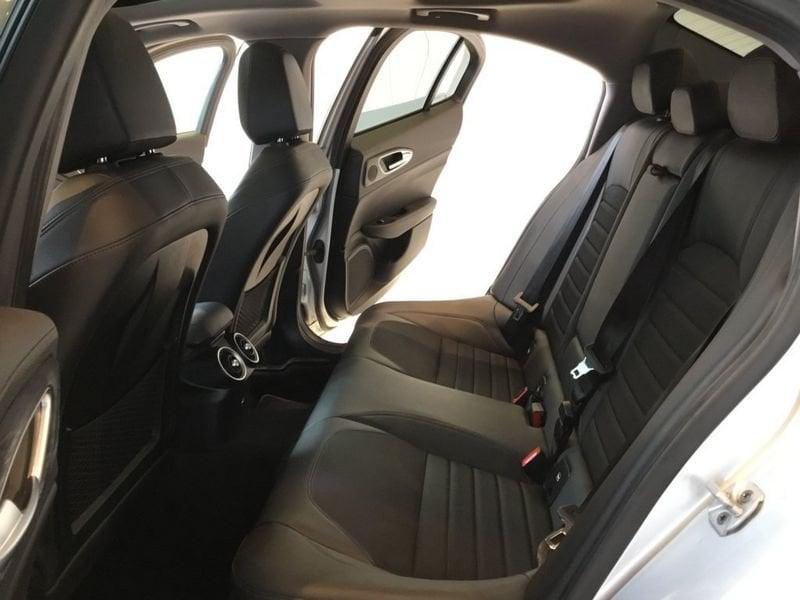 Alfa Romeo Giulia Giulia 2.2 Turbodiesel 160 CV AT8 B-Tech MY19