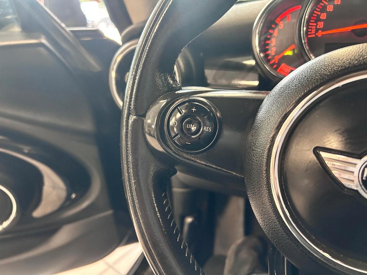 Mini Mini 1.5 Cooper D Business XL