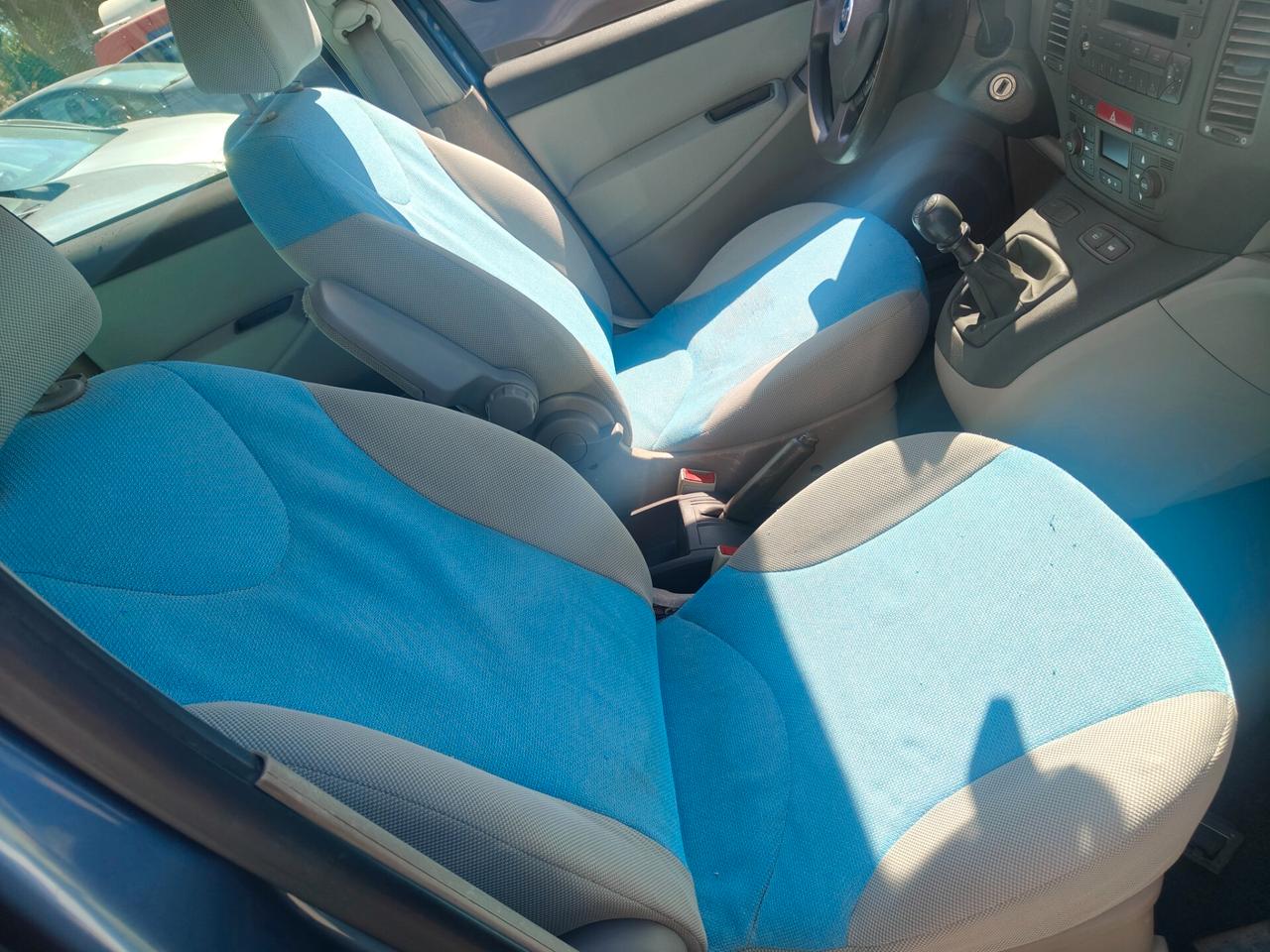 Fiat Idea 1.4 16V Emotion