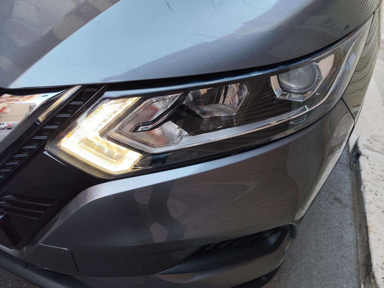 Nissan Qashqai 1.5 92.000 km CARPLAY NAVI RETRO SENSORI ANT E POST