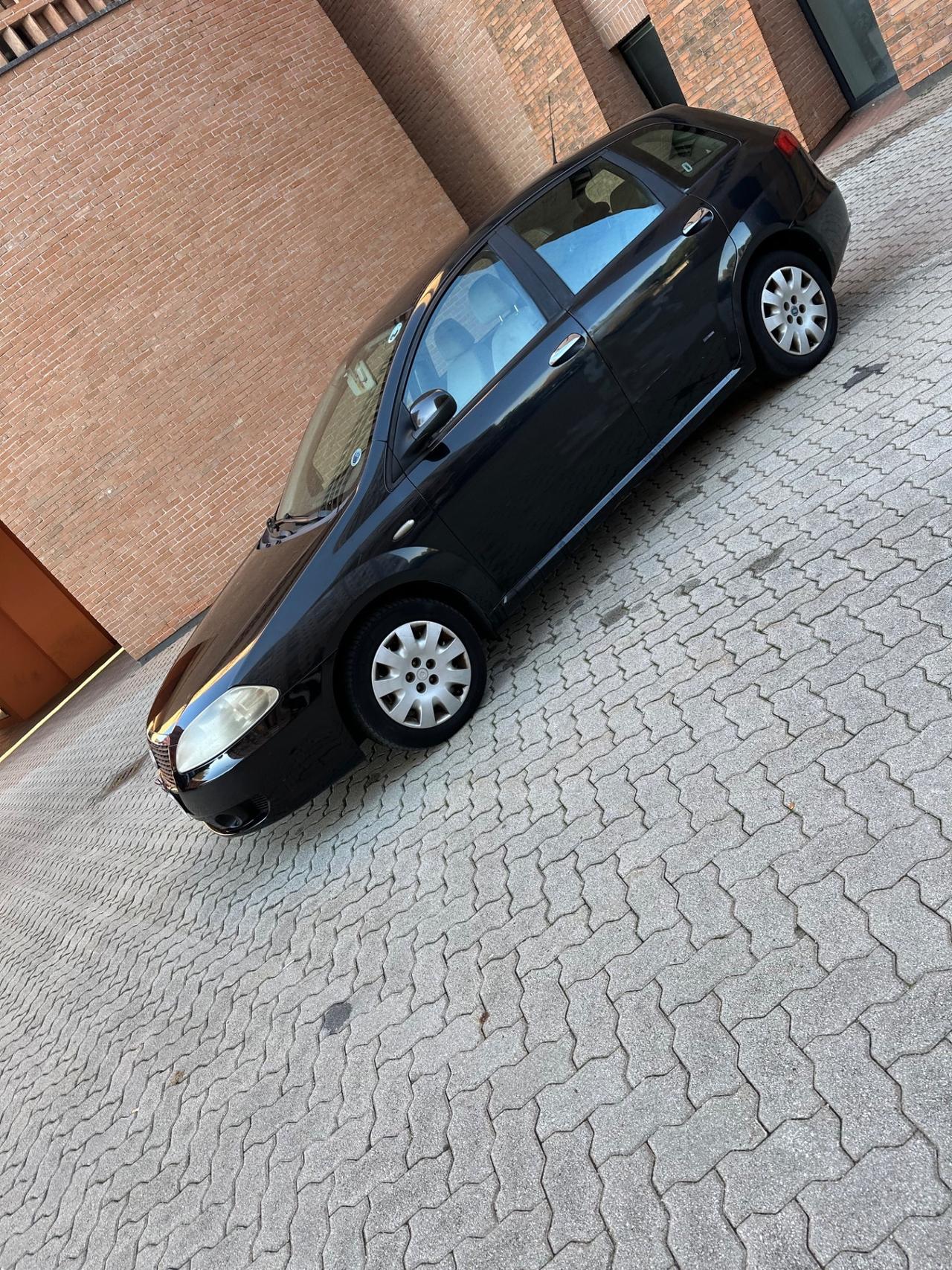 Fiat Croma 1.9 Multijet Active