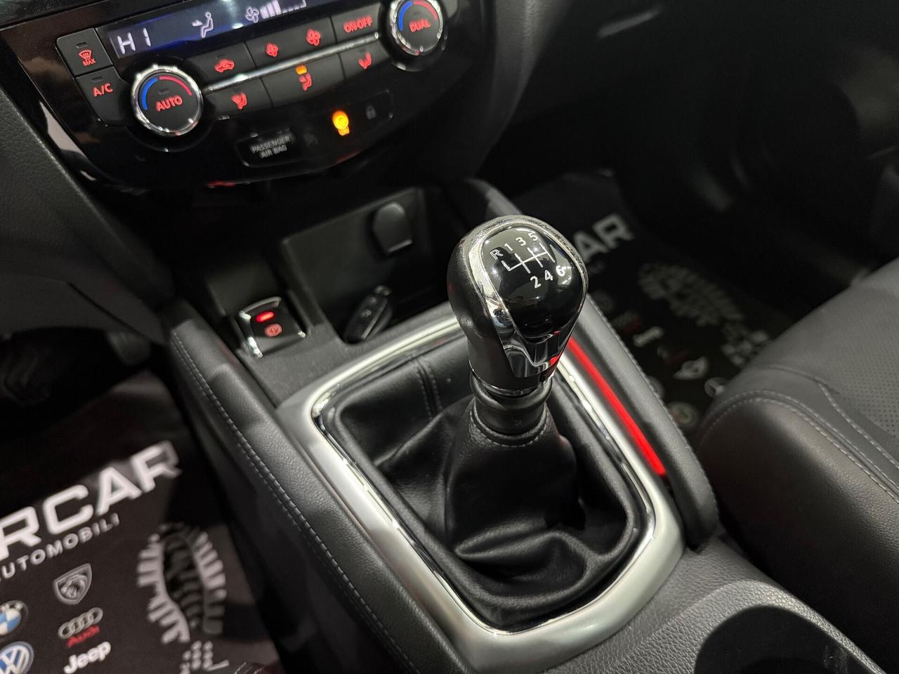 Nissan Qashqai 1.6 dCi 2WD Tekna *TETTO*360*PELLE