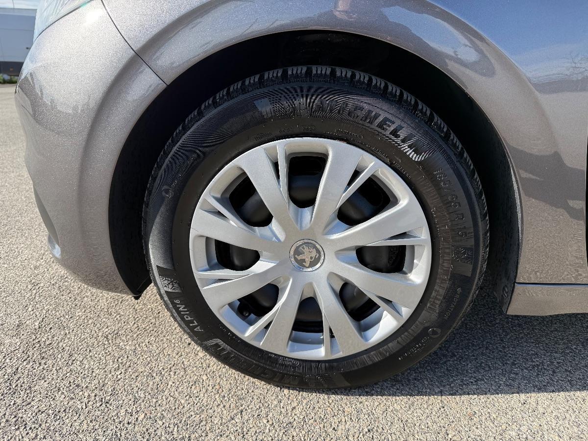 PEUGEOT 208 1500 BlueHdi 5 porte 100 c.v. Active AUTOCARRO