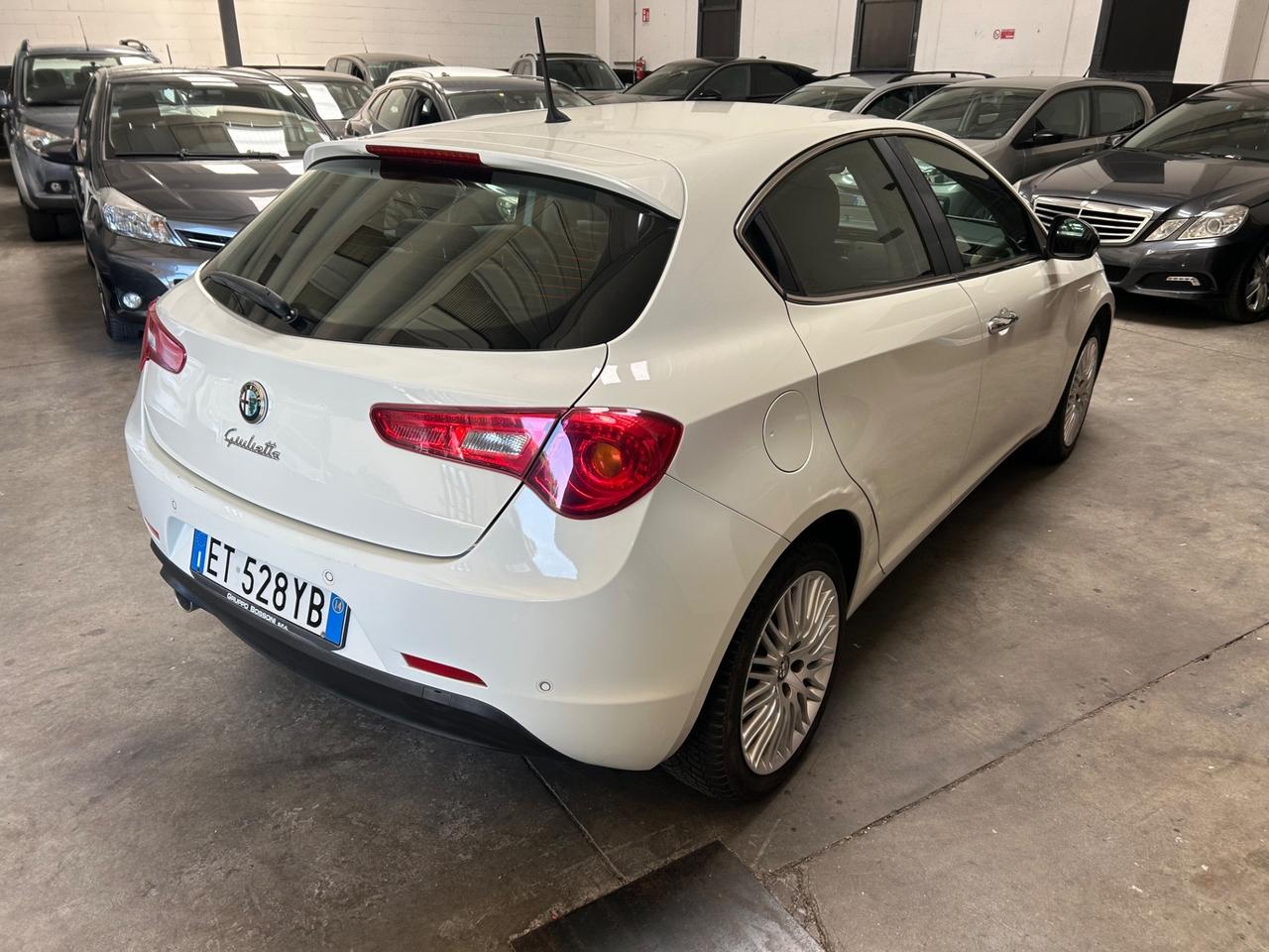 Alfa Romeo Giulietta 1.6 JTDm-2 105 CV Distinctive