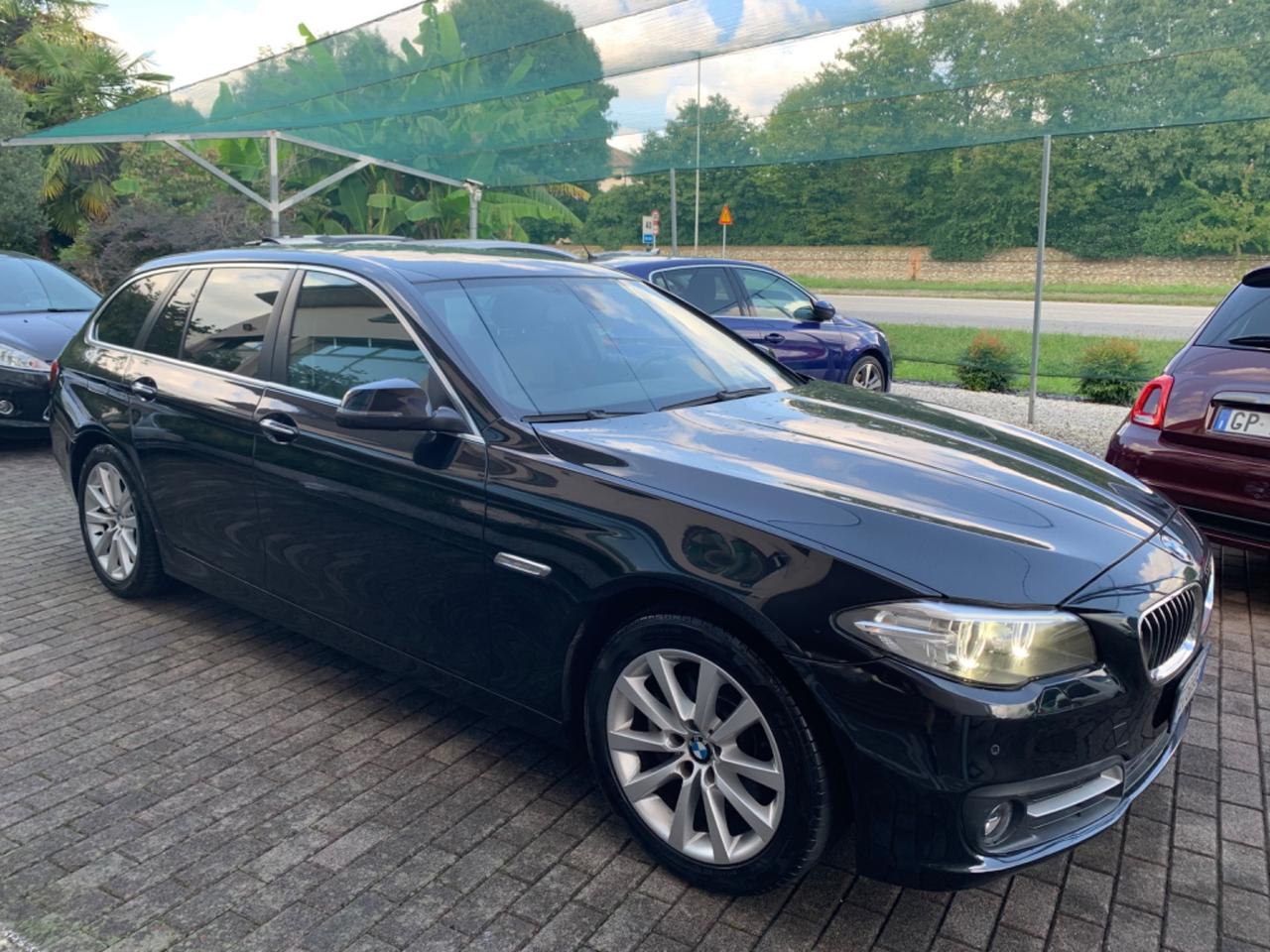 Bmw 520 520d xDrive Touring Luxury