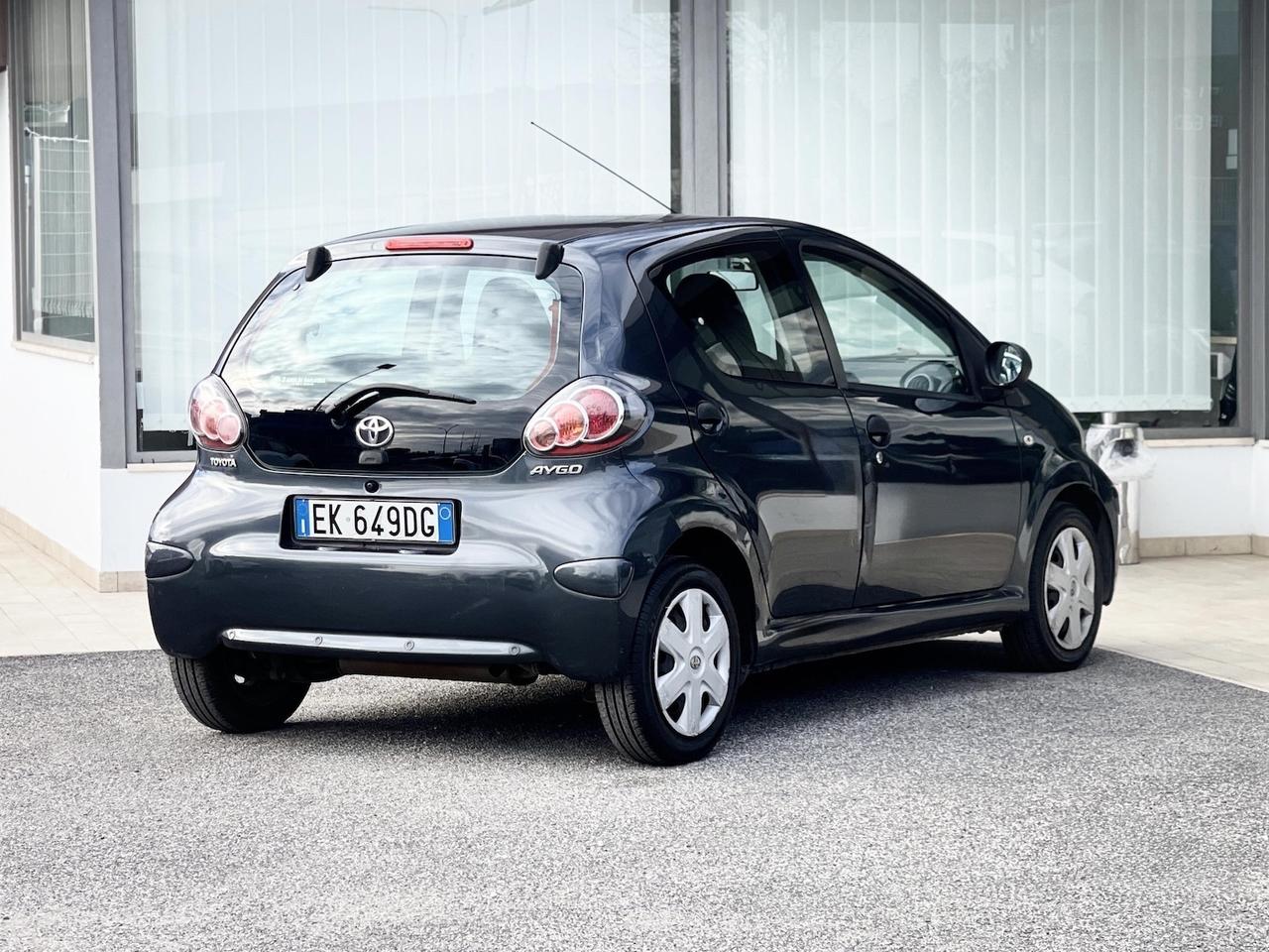 Toyota Aygo 1.0 Benzina 68CV E5 Neo - 2011