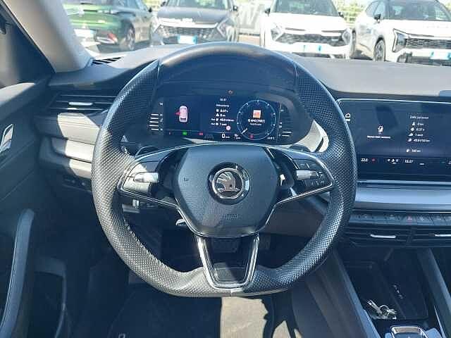 SKODA Octavia 2.0 TDI 150 CV DSG S/Wagon
