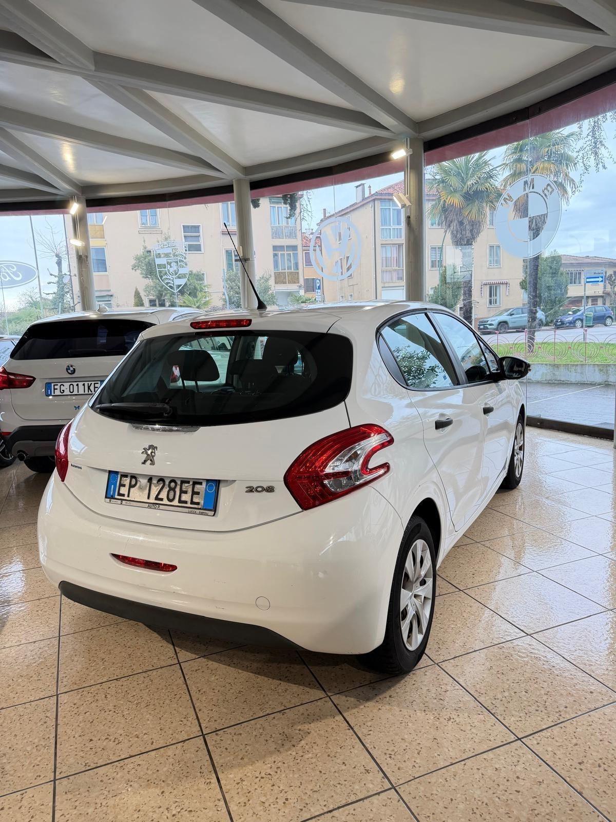 Peugeot 208 1.2 VTi 82 CV 3 porte Allure