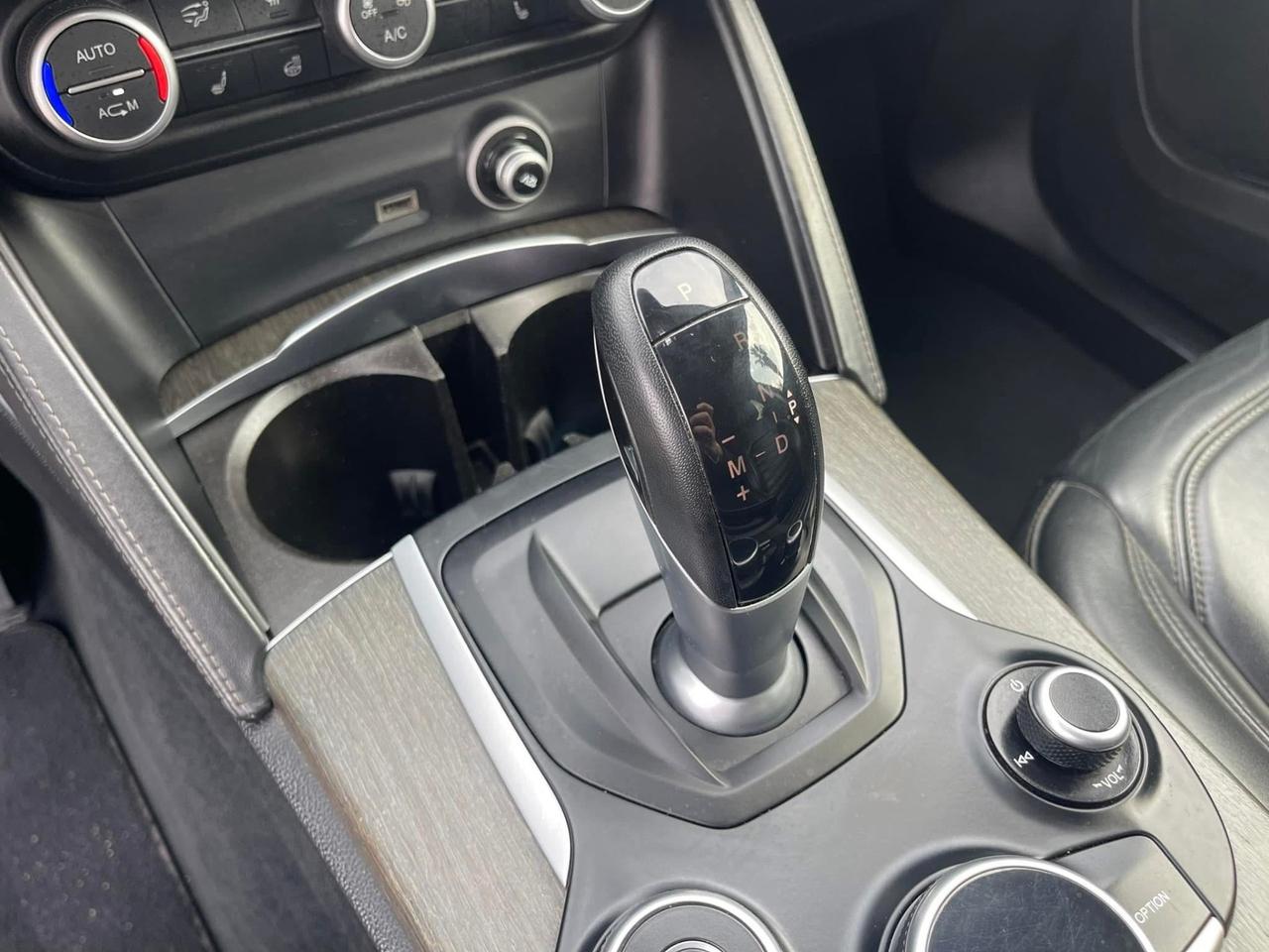 Alfa Romeo Stelvio Executive AT8 Q4 2.2 TurboDiesel 210cv