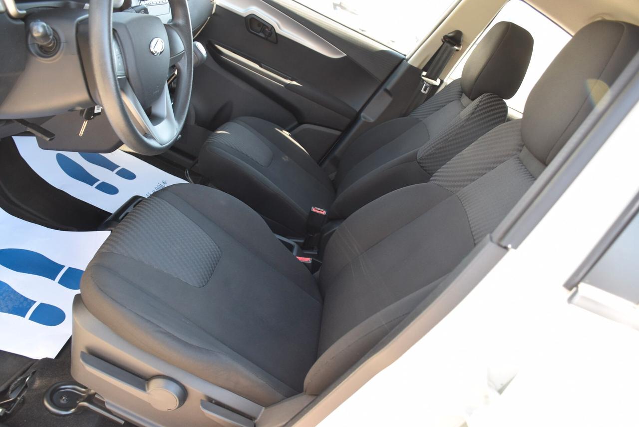 Mahindra KUV100 1.2 VVT K6+ 87CV CLIMA SENSORI BT OK NEOPATENTATI
