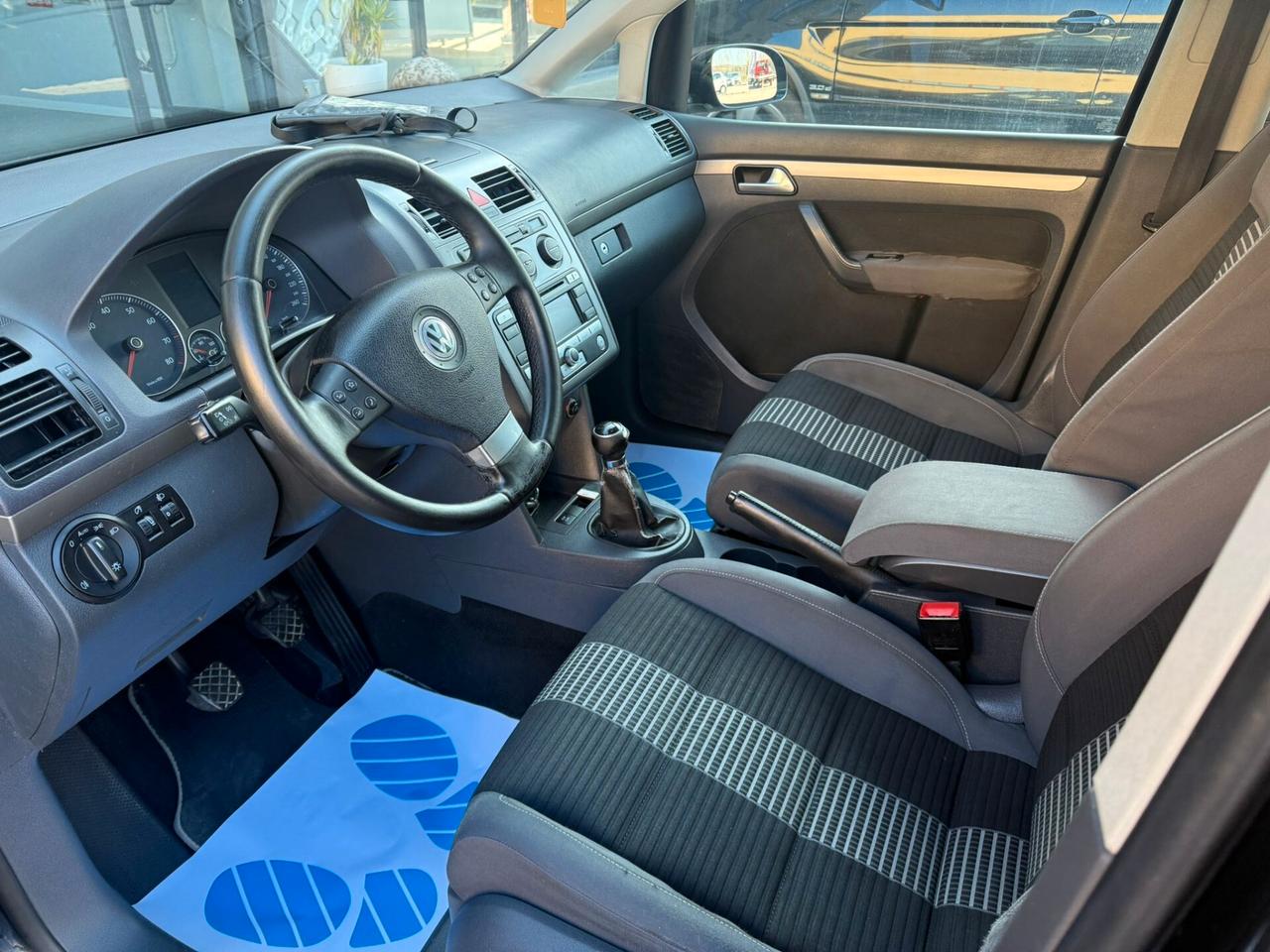 VW TOURAN 2.0 METANO 2010 12 MESI DI GARANZIA