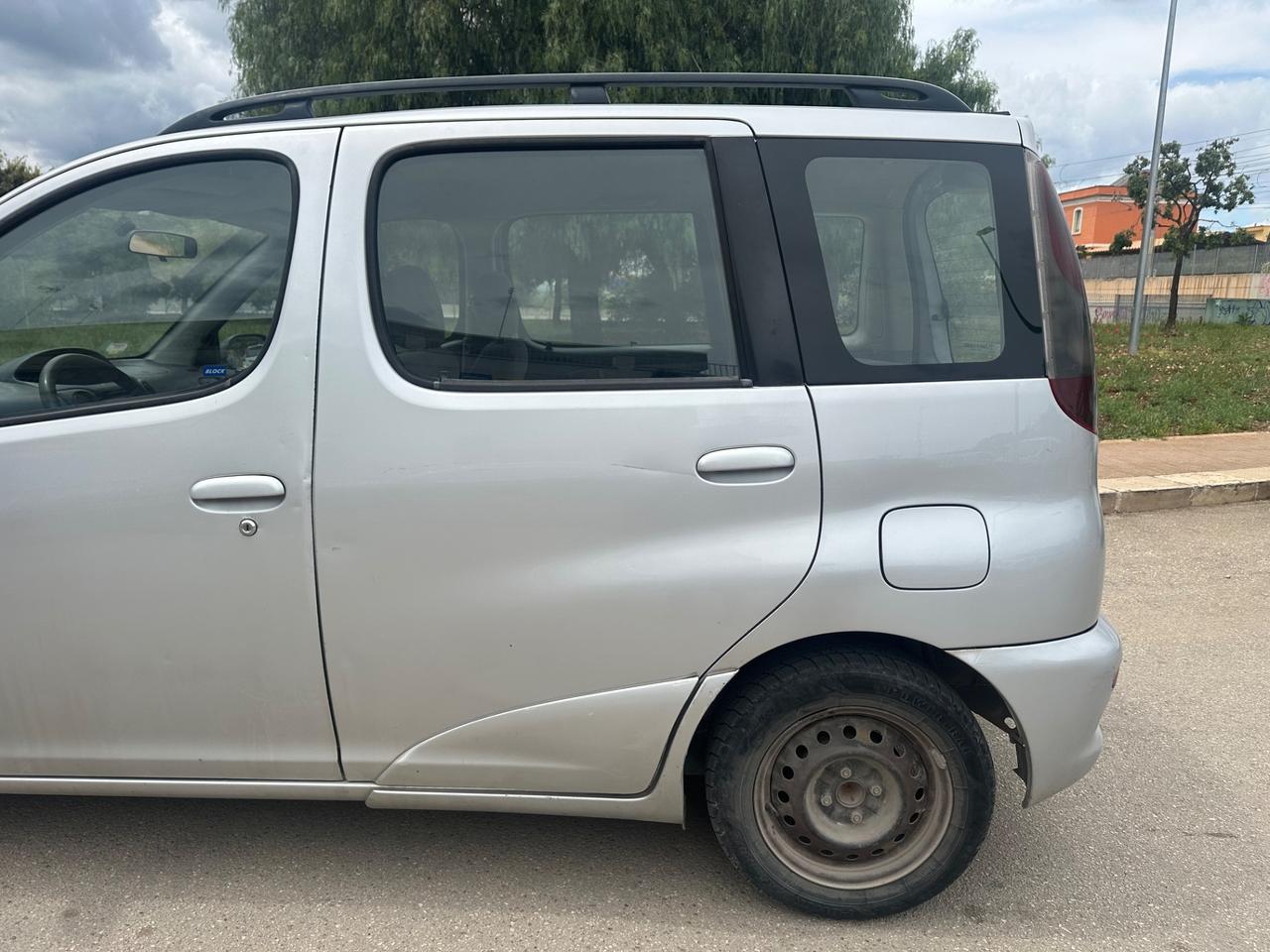 Toyota YARIS VERSO 1.4 DIESEL