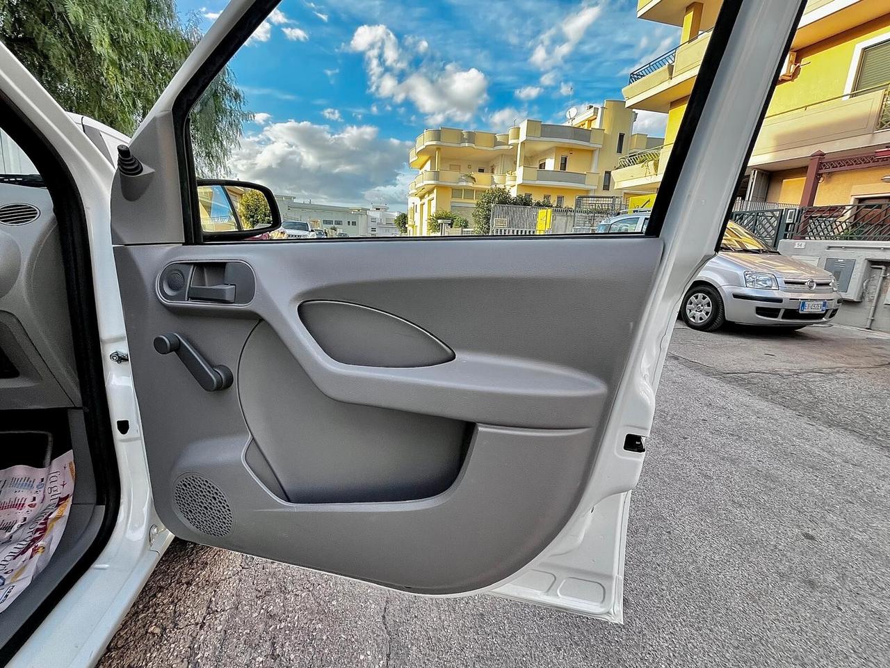 Fiat Panda con soli 49.000 Km - 2003