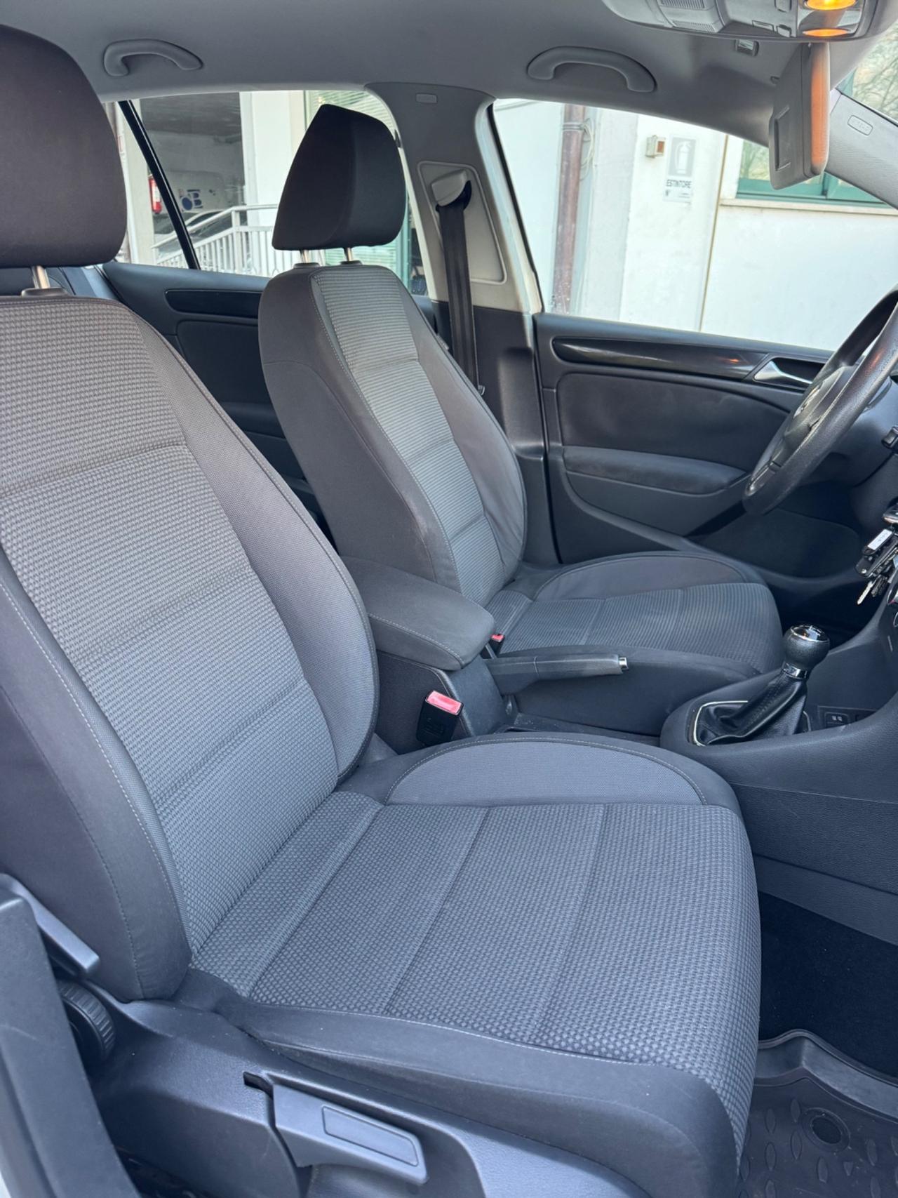 Volkswagen Golf 1.6 TDI DPF 5p. Comf. BlueM. Tech.