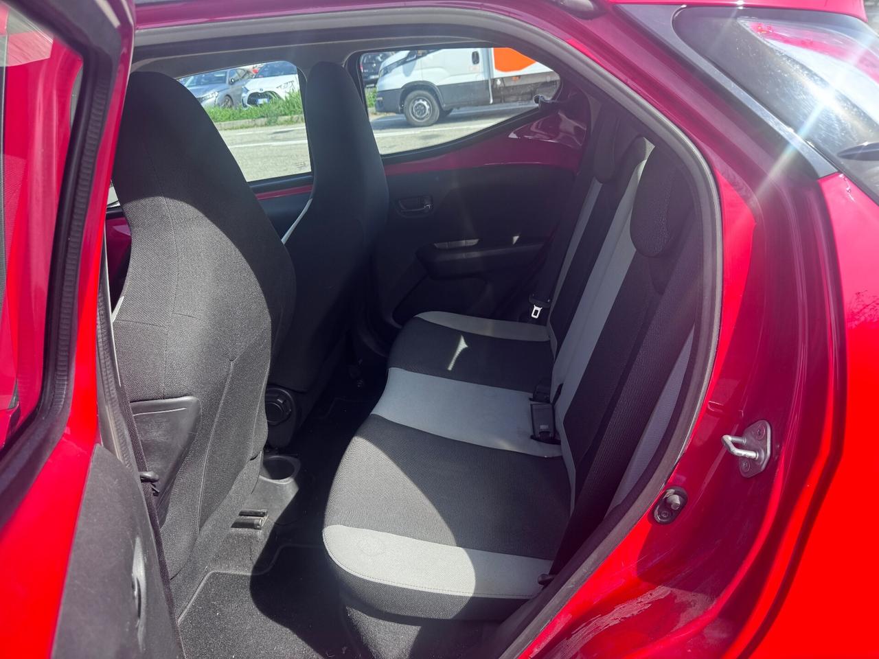 Toyota Aygo 1.0 VVT-i 69 CV 5 porte 11/2016