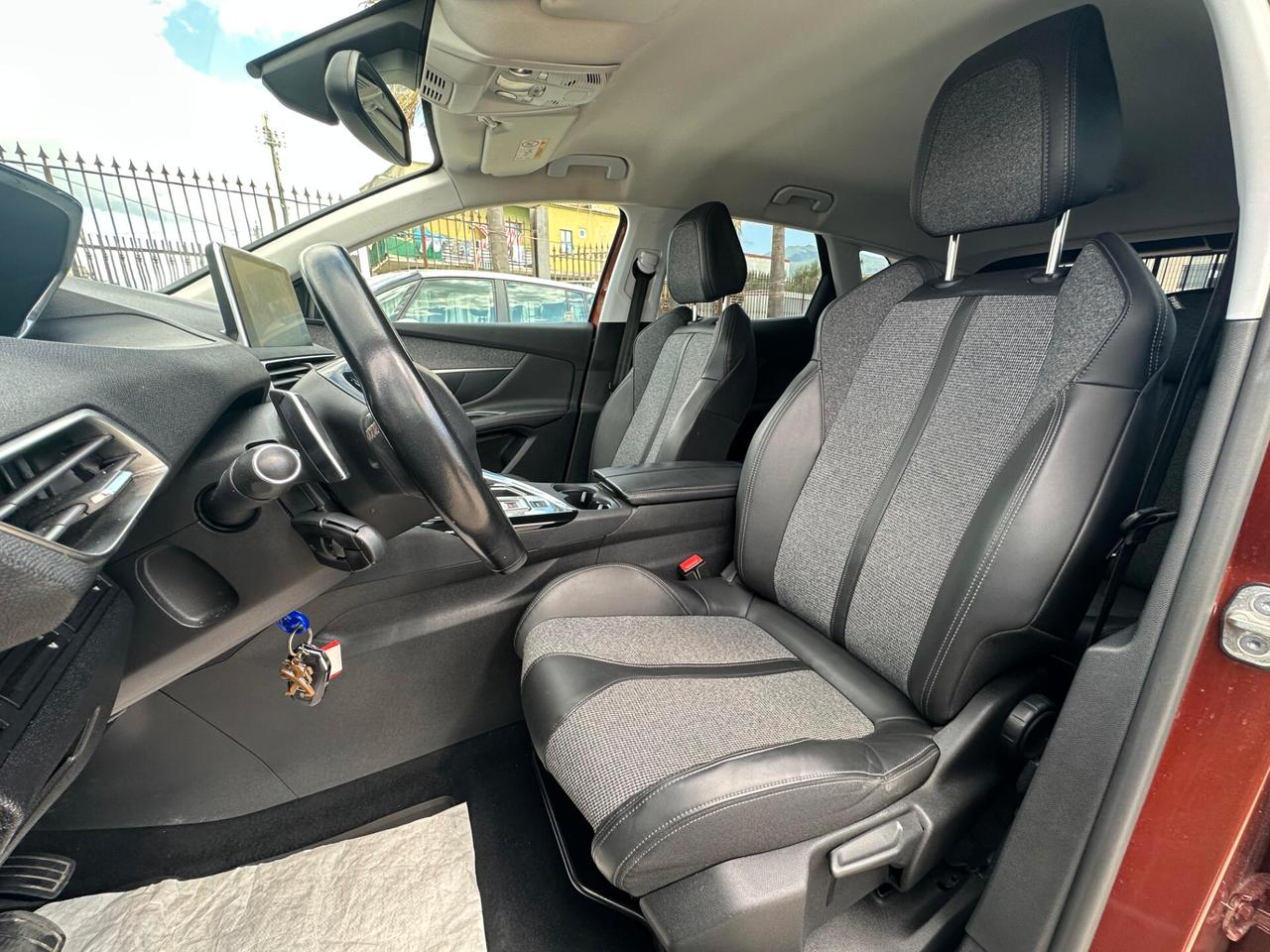 Peugeot 3008 BlueHDi 130 S&S EAT8 Allure