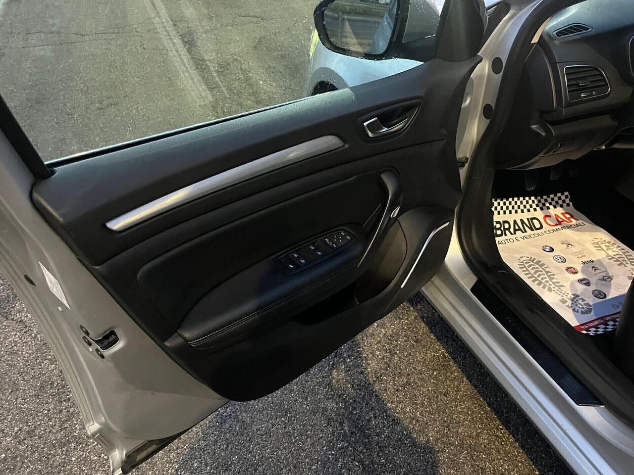 Renault Megane Sporter DCI Intens Unipro 2020