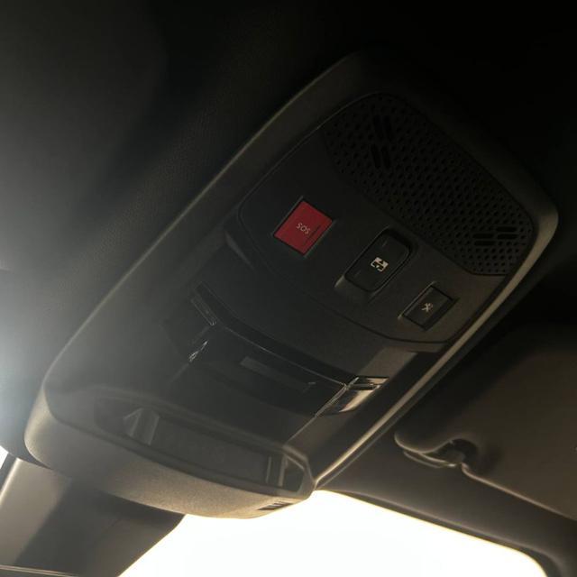 PEUGEOT 2008 motore elettrico 136 CV GT Pack TETTO APRIBILE