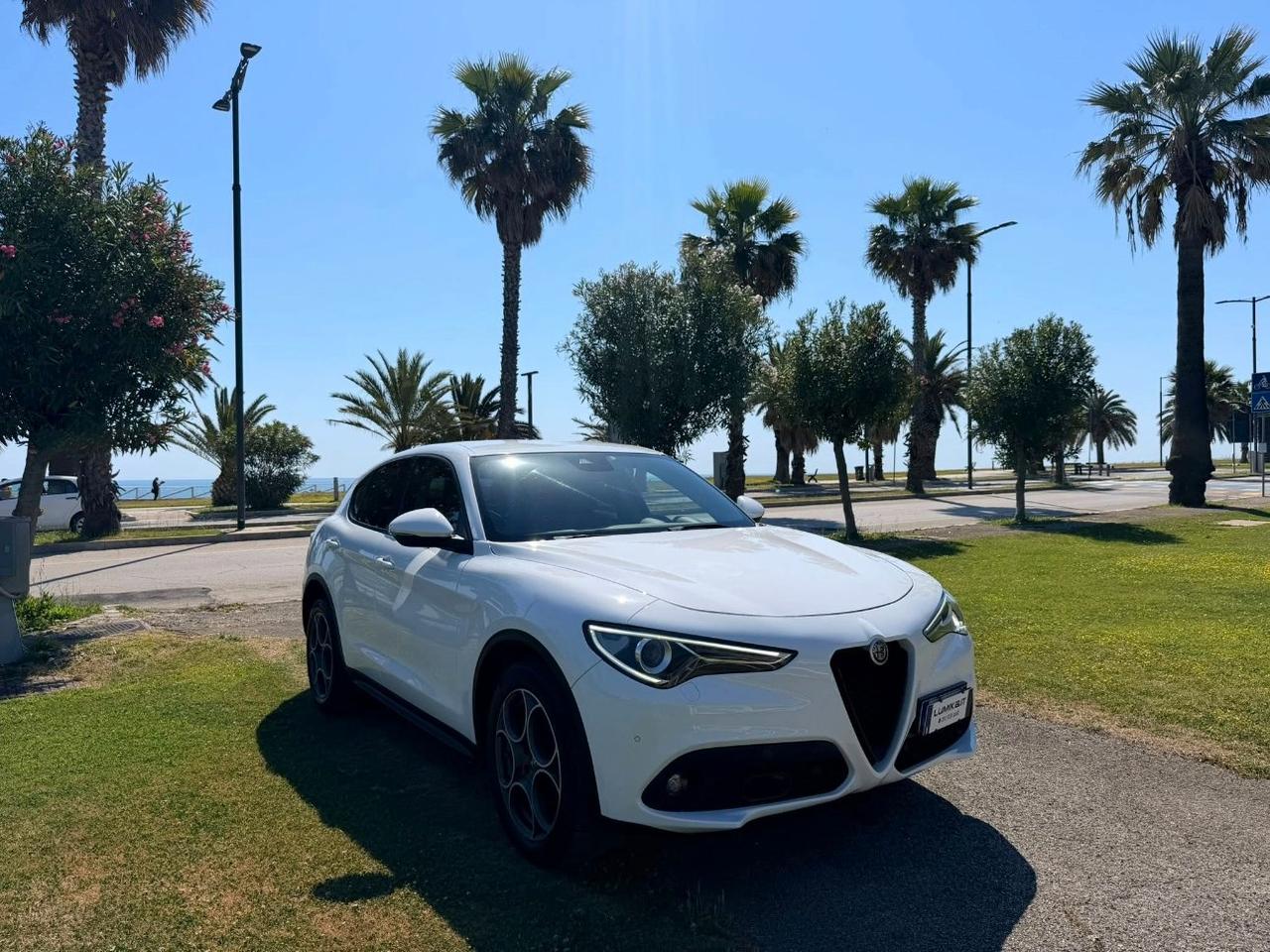 Alfa Romeo Stelvio 2.2 t Executive Q4 190cv auto