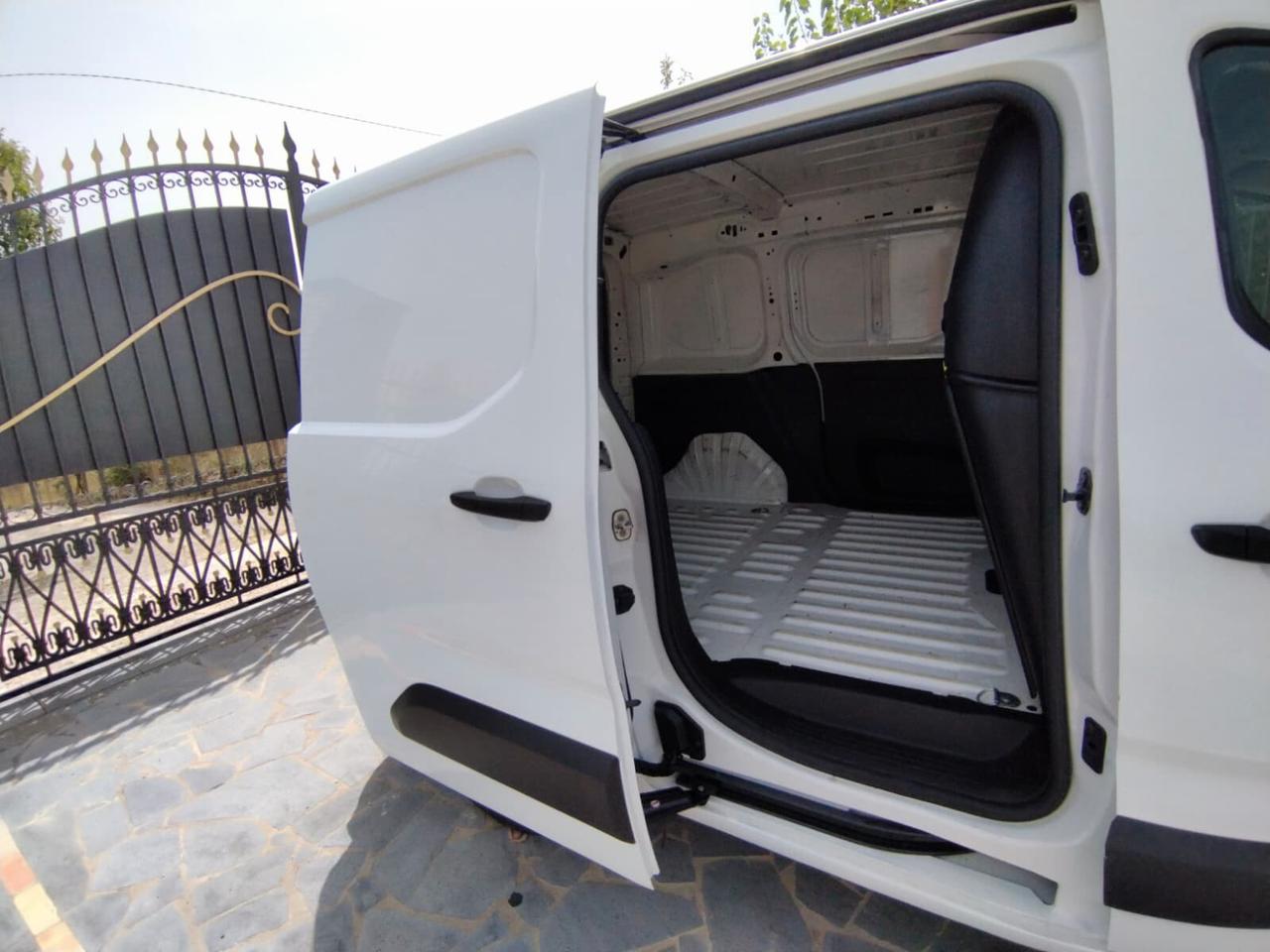 Peugeot Partner Furgonato 1.5 BlueHDi 100 CV Premium