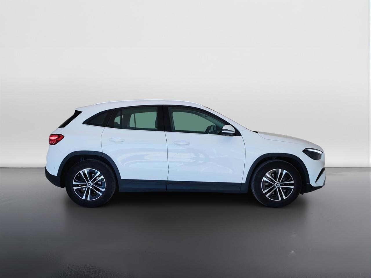 Mercedes-Benz GLA-H247 2023 - GLA 200 d Advanced 4matic auto
