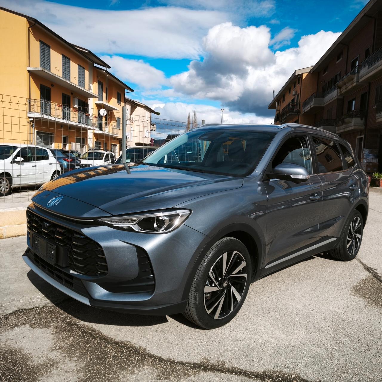 Mg ZS 1.5 Hybrid+ Luxury Full Hybrid