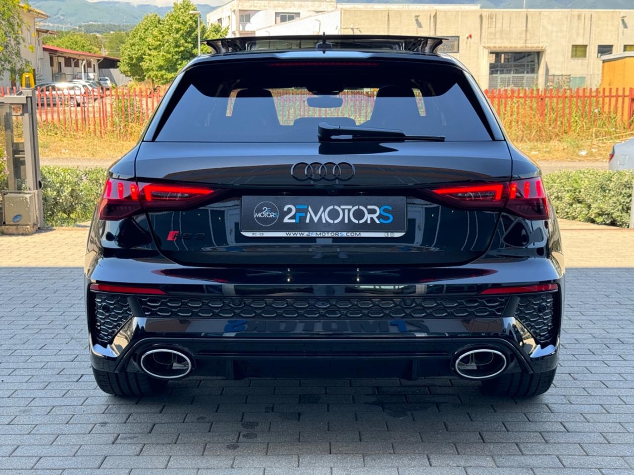 Audi RS3 Sportback 2.5 tfsi quattro s-tronic 400CV KM0