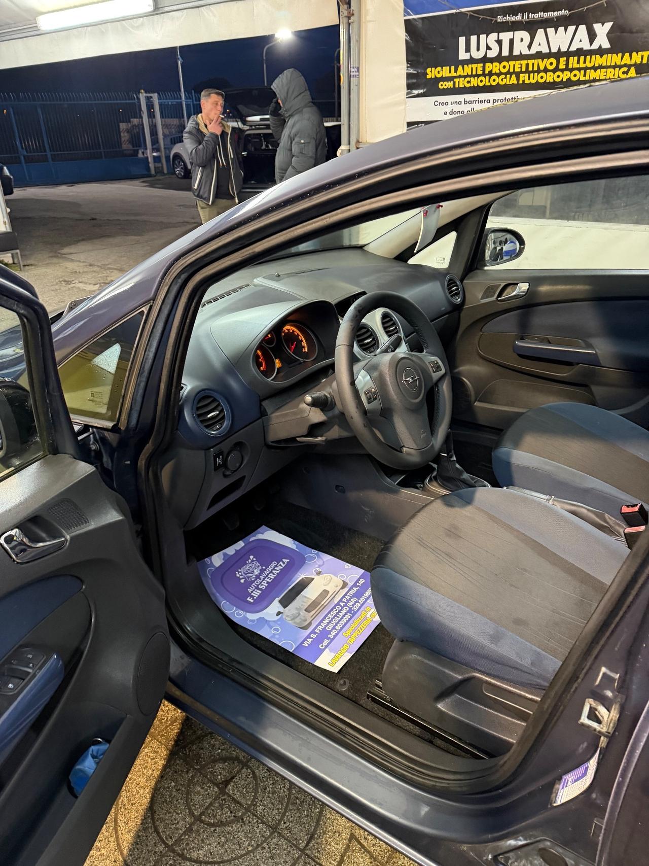 Opel Corsa 1.2 80CV 5 porte GPL-TECH Edition