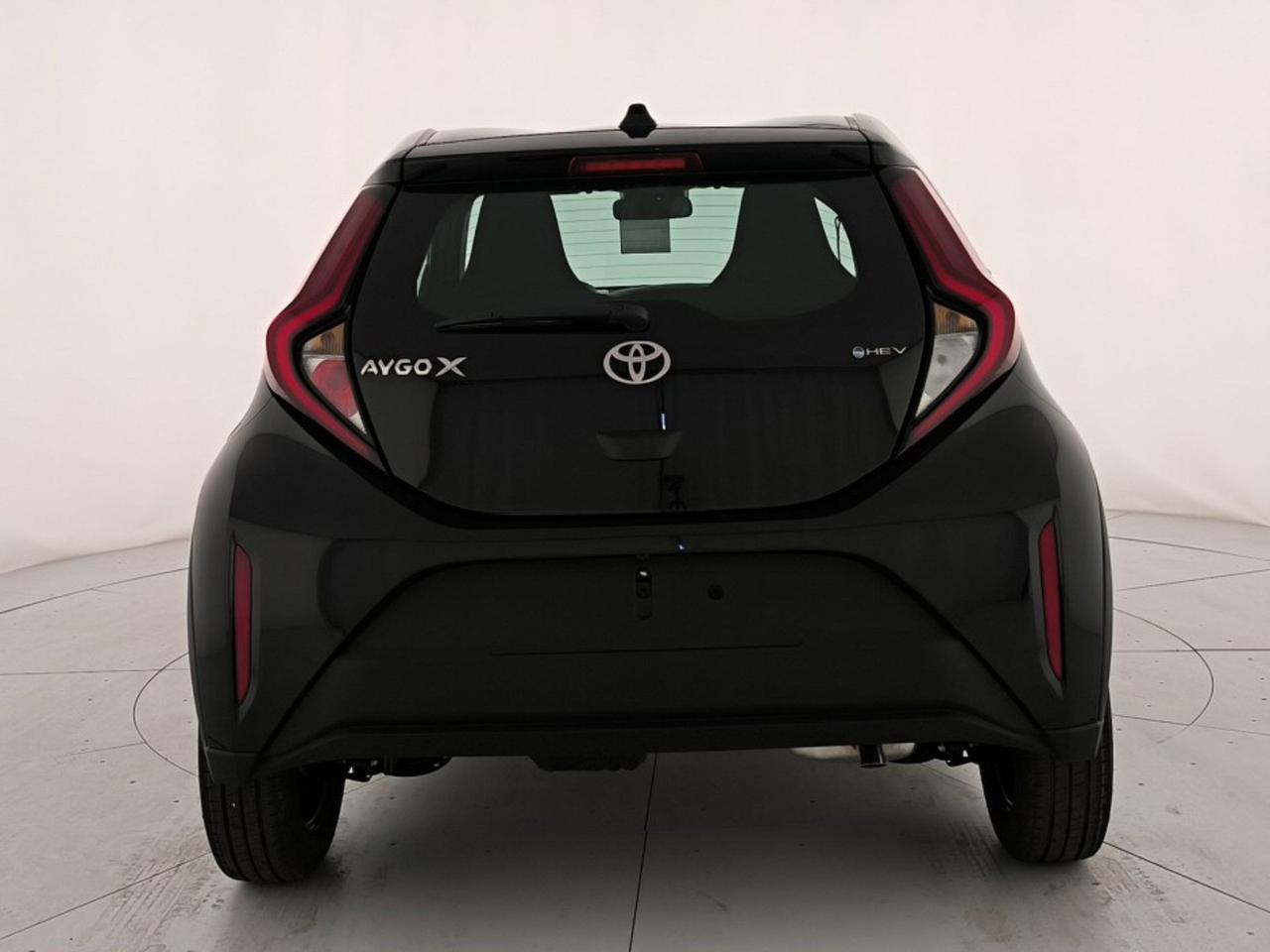 Toyota Aygo x 1.5 hybrid e-cvt