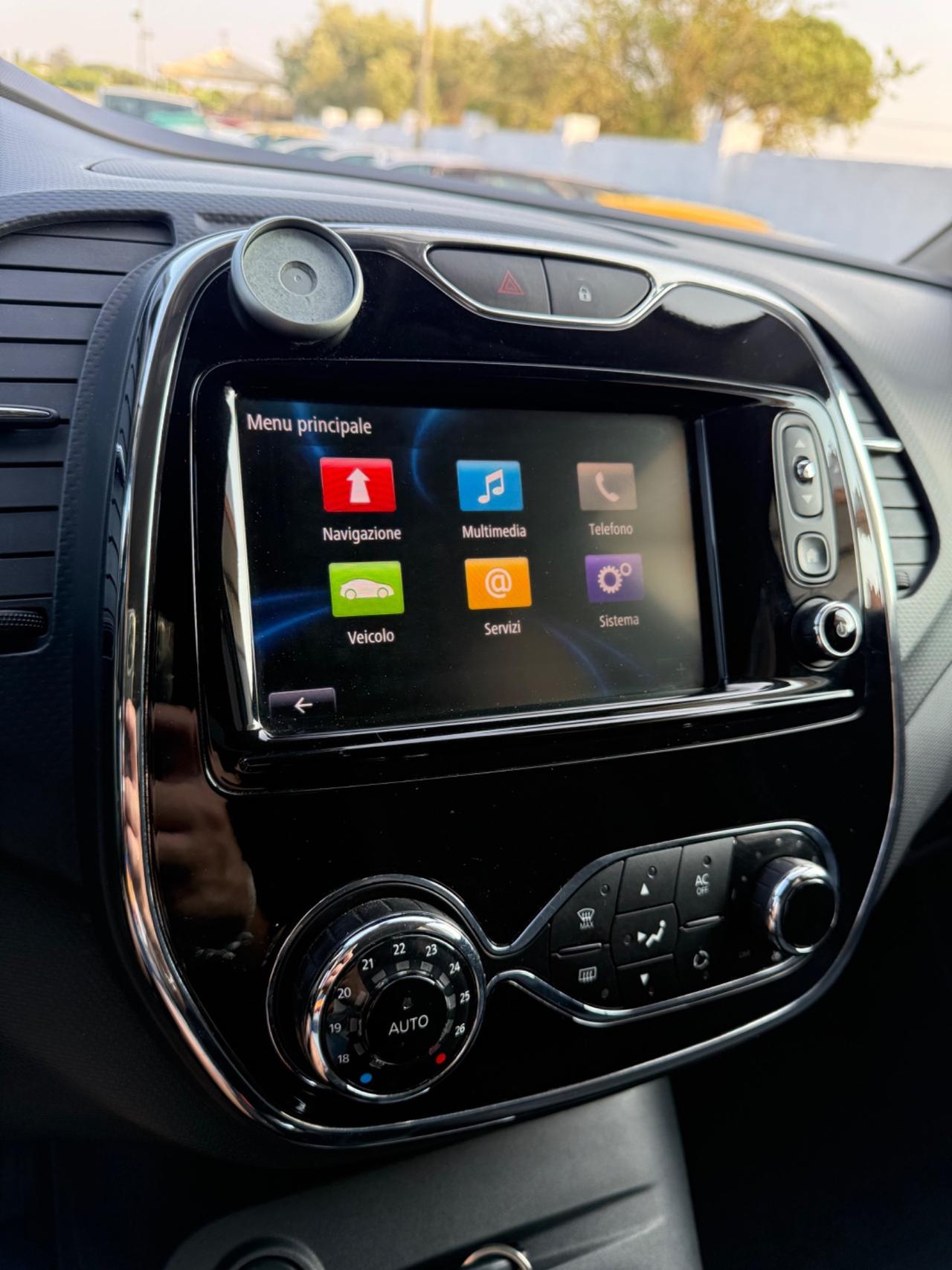 Renault Captur 1.5 Dci FULL neo patentati