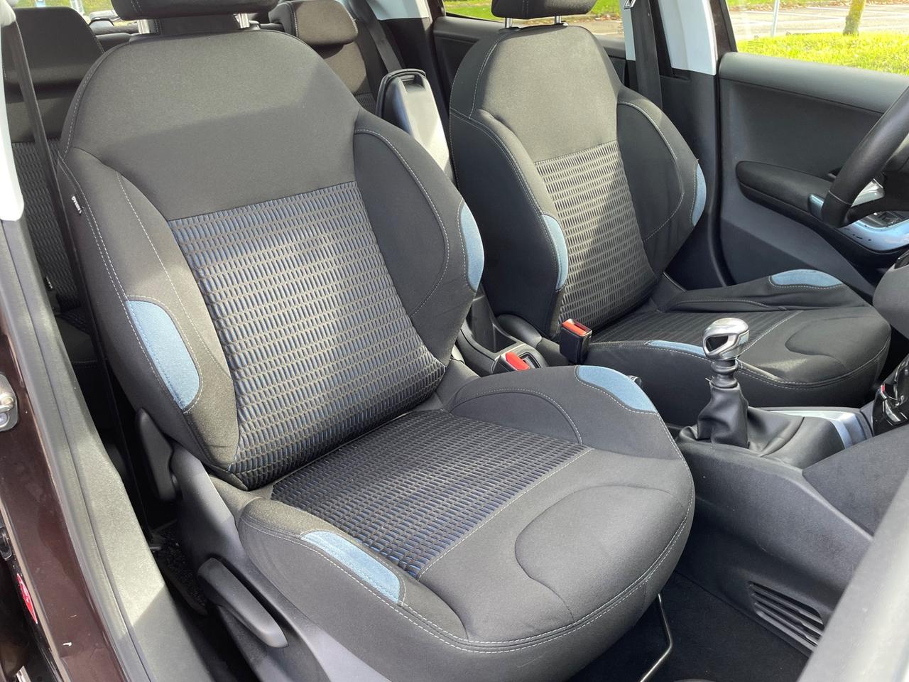 Peugeot 208 1.6 e-HDi 115 CV Stop&Start 5 porte Allure*Neo patentati *