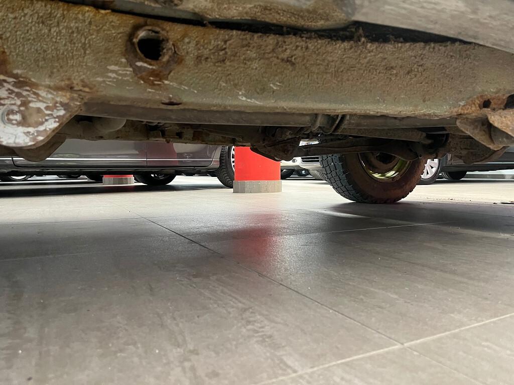 Suzuki Jimny 1.5 DDiS 4x4 ruggine