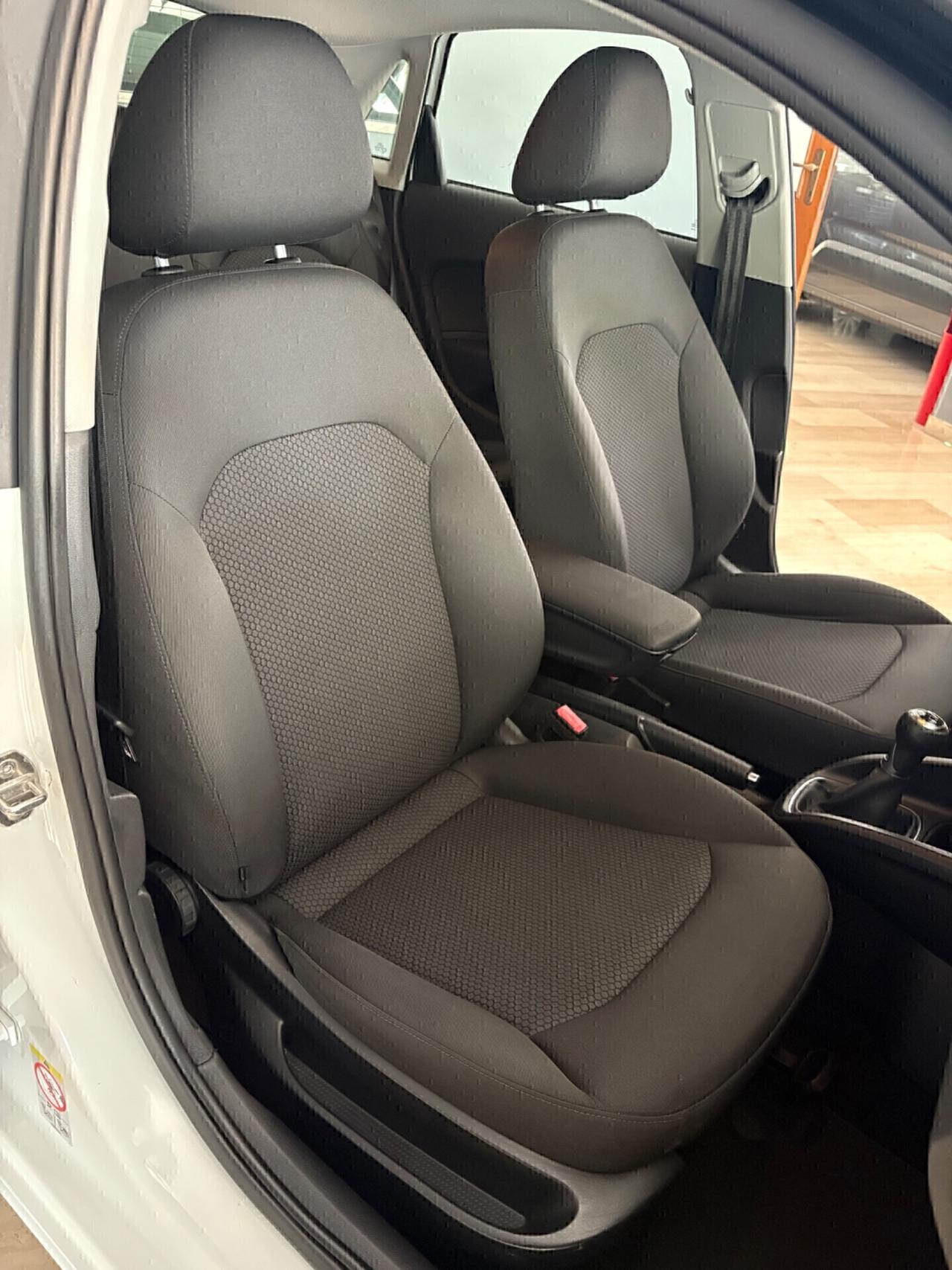 Audi A1 SPORTBACK 1.4 TDI Metal plus