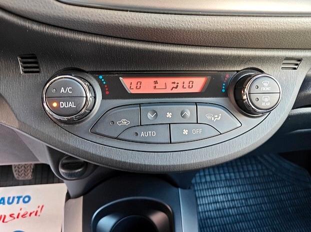 TOYOTA Yaris 1.4 D 5 porte *94.000 KM*- 2013