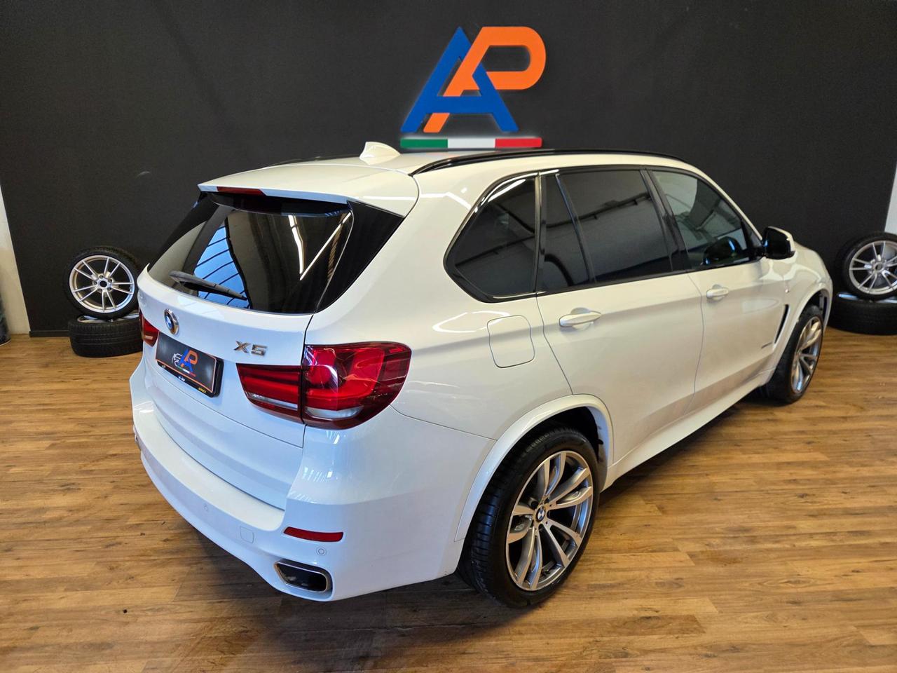BMW X5 xdrive30d M-SPORT Luxury 249cv auto