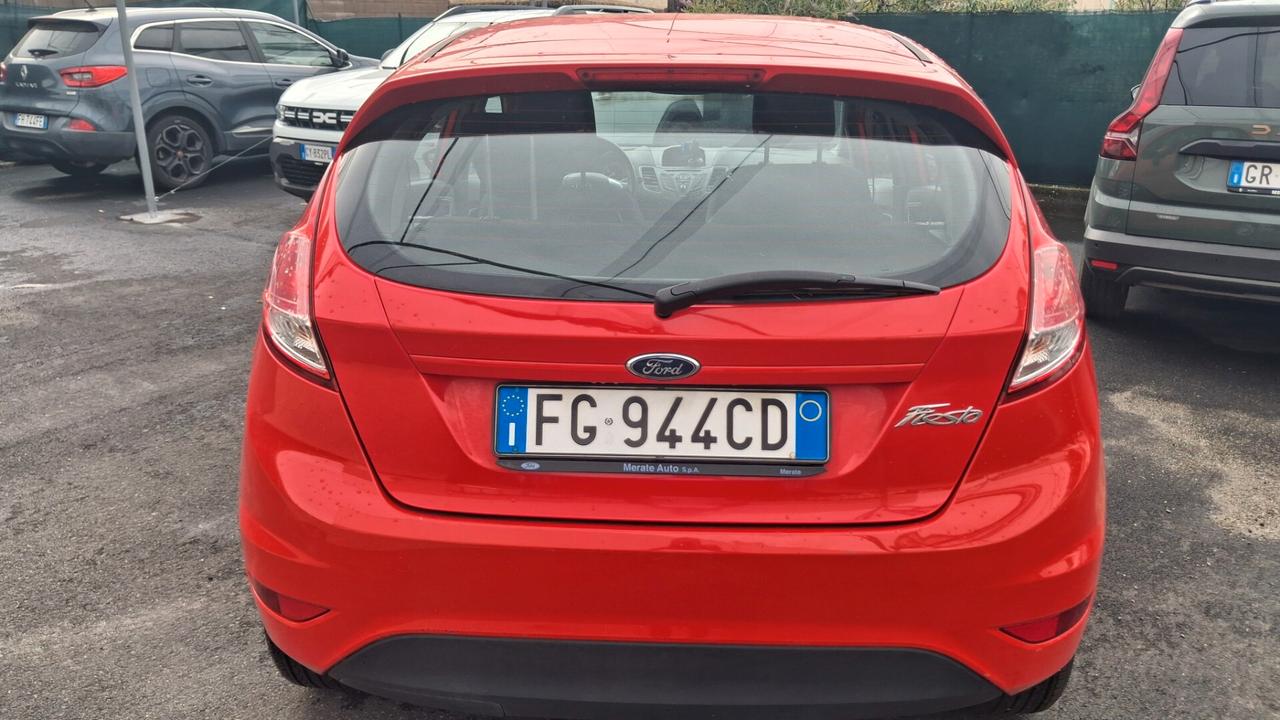Ford Fiesta 1.400 GPL BOMBOLA NUOVA