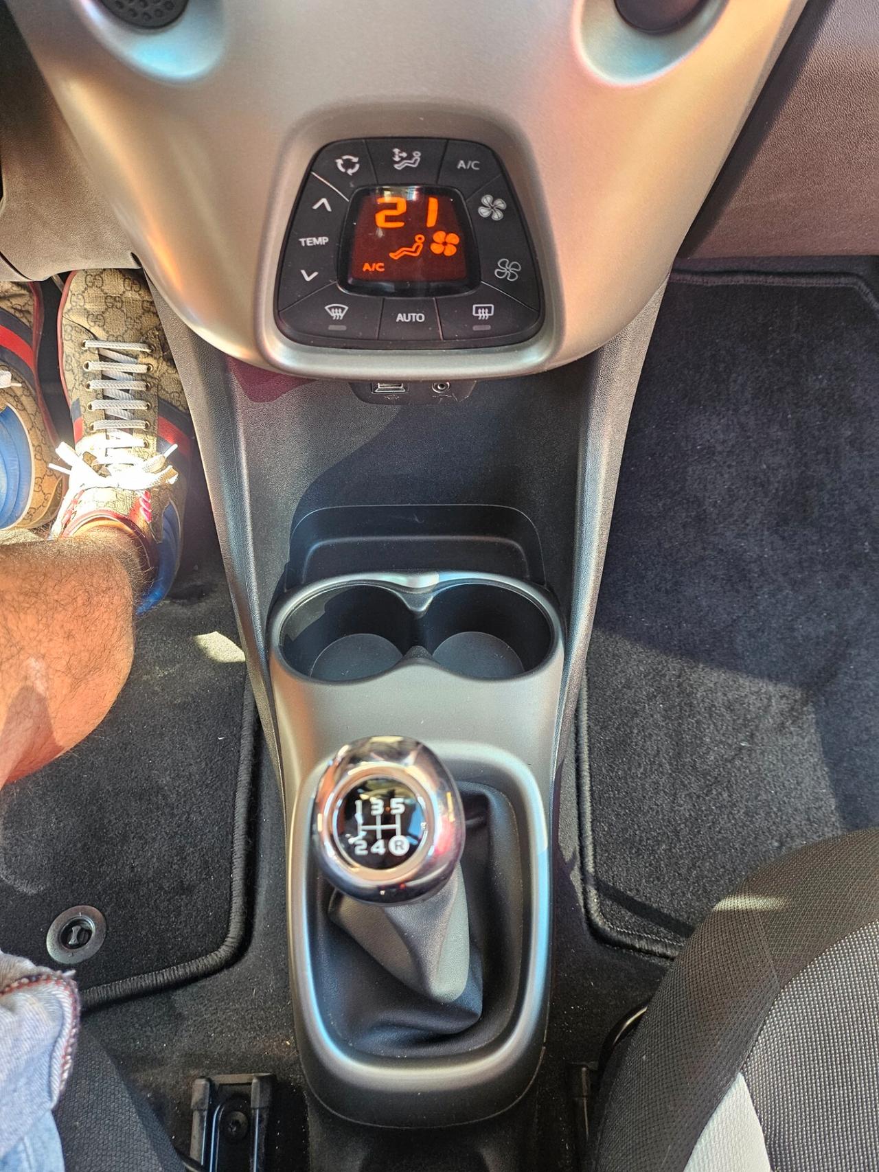 Toyota Aygo BENZINA PARI A NUOVA