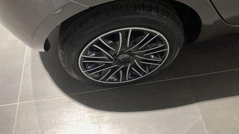 Lancia Ypsilon 1.0 FireFly 5 porte S&S Hybrid Oro