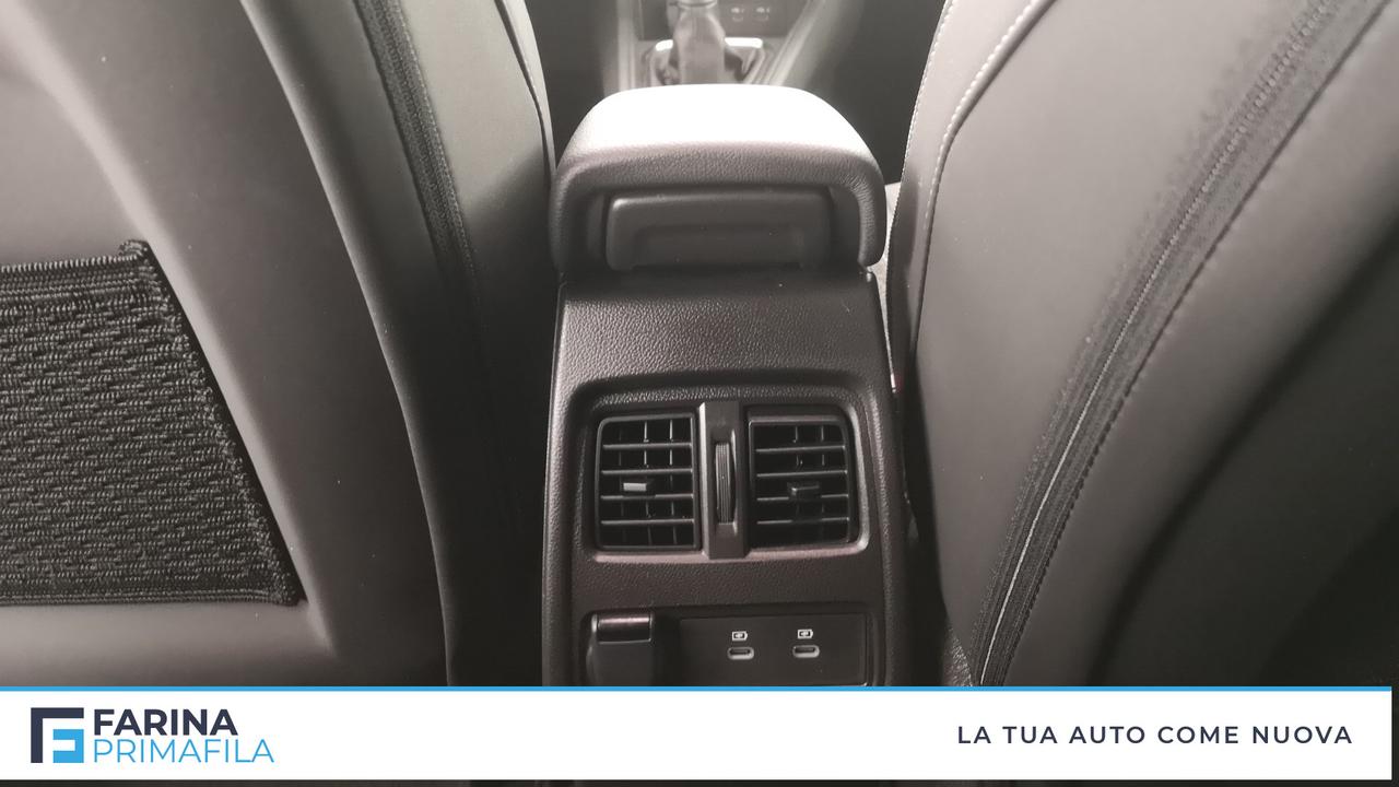 RENAULT Captur II 2024 - Captur 1.0 tce Techno 90cv