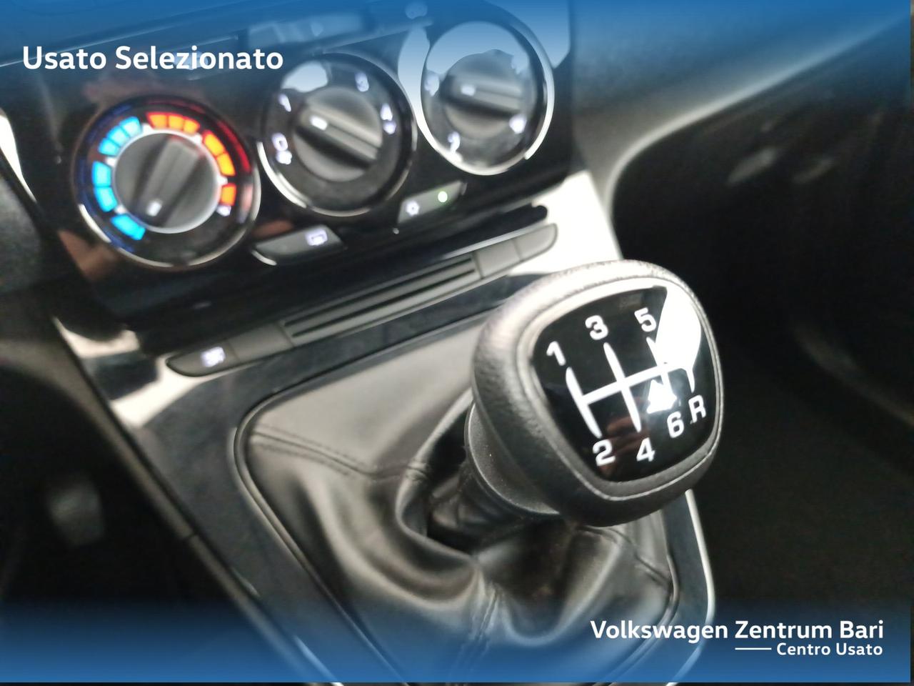 Lancia Ypsilon 1.0 firefly hybrid silver s&s 70cv