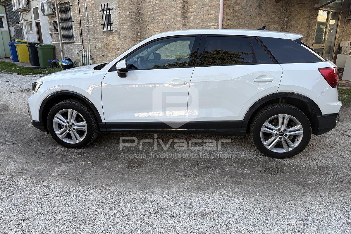 AUDI Q2 35 TFSI Business