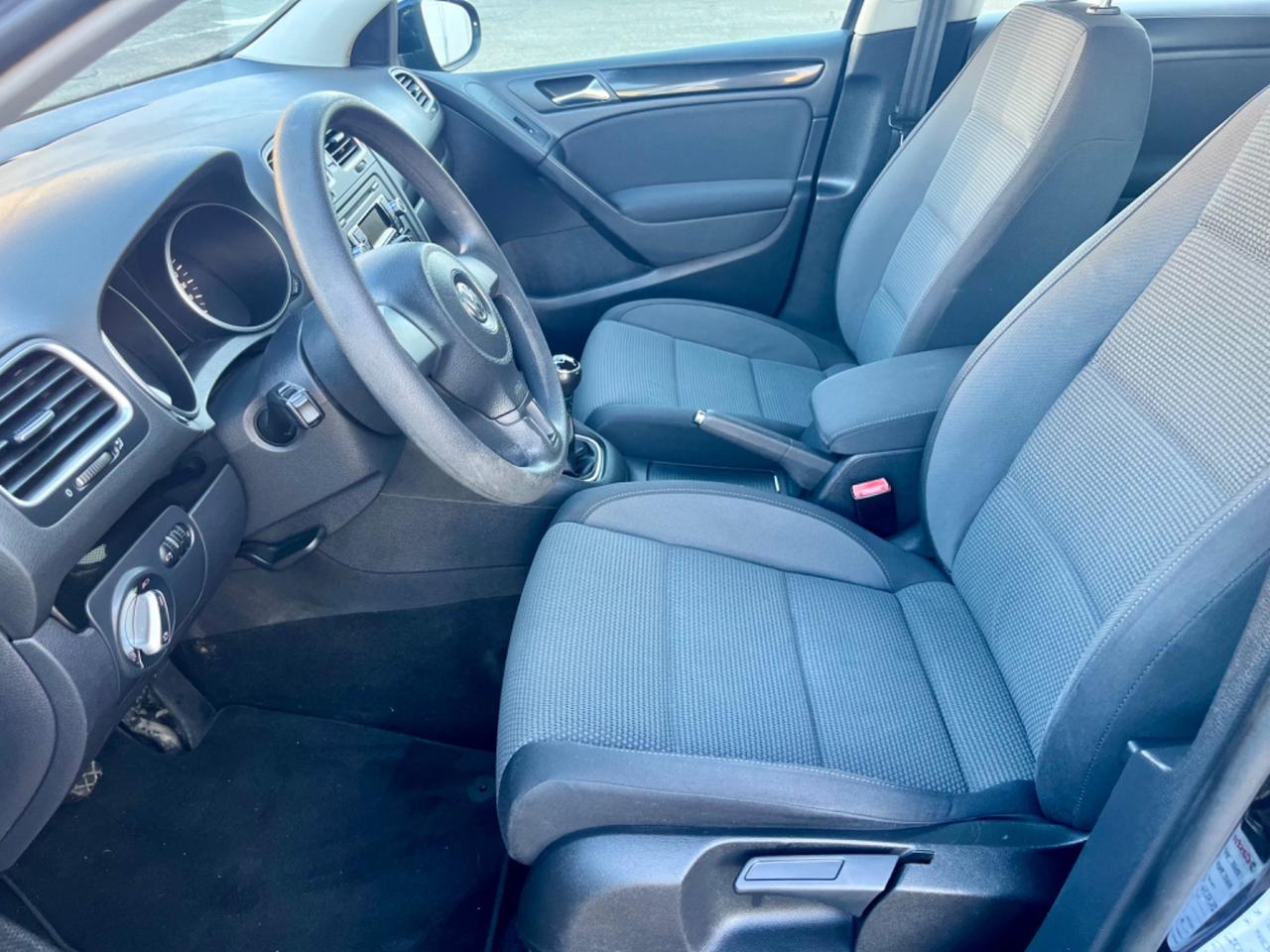 Vw Golf 1.2benzina 2011 98.000km perfetta per neopatentati