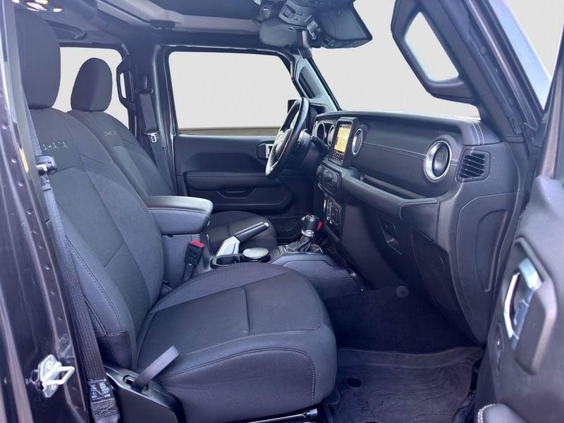 Jeep Wrangler Wrangler Unlimited 2.0 PHEV Sahara Autom.