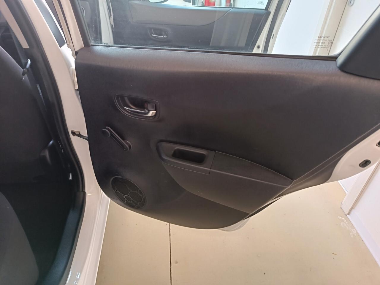 Toyota Yaris 1.3 5 porte Active