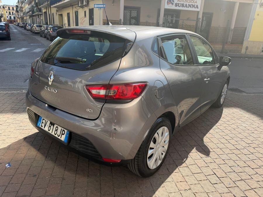 renault clio 1.5 dci live navi certificata perfett