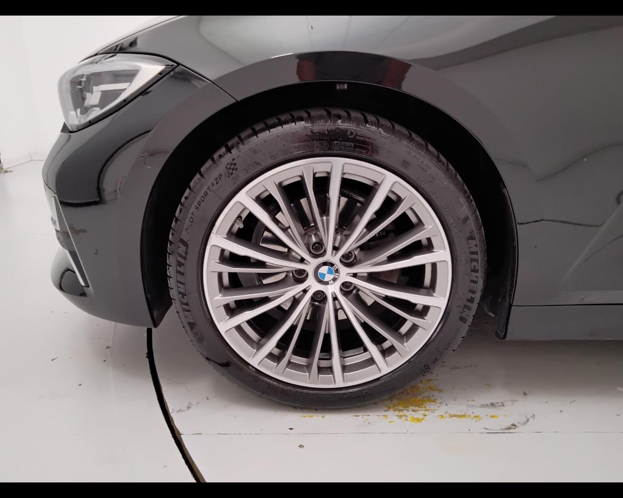 BMW Serie 3 G21 2019 Touring - 320d Touring Luxury auto