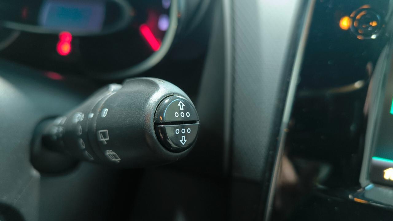 Renault Clio 1.5 dCi 90 cv 5pt business