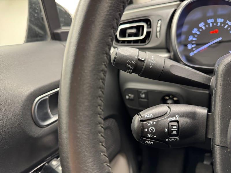 CITROEN C3 PURETECH 82 SHINE