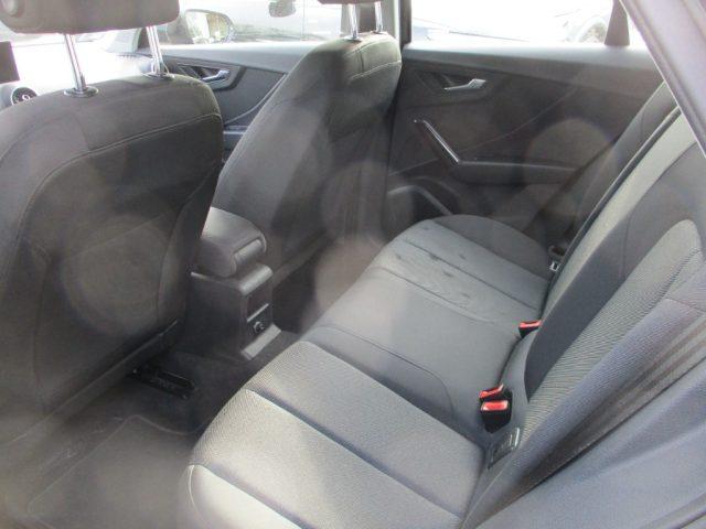 AUDI Q2 30 TDI S-line Edition LED/Camera/CarPlay